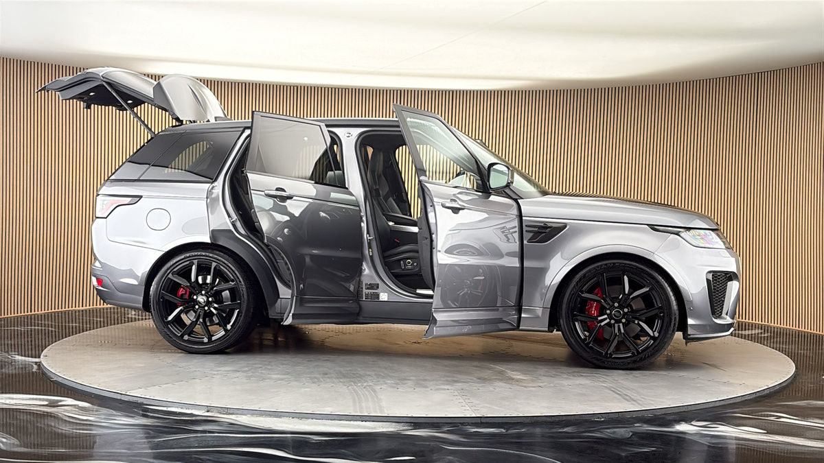 More views of Land Rover Range Rover Sport