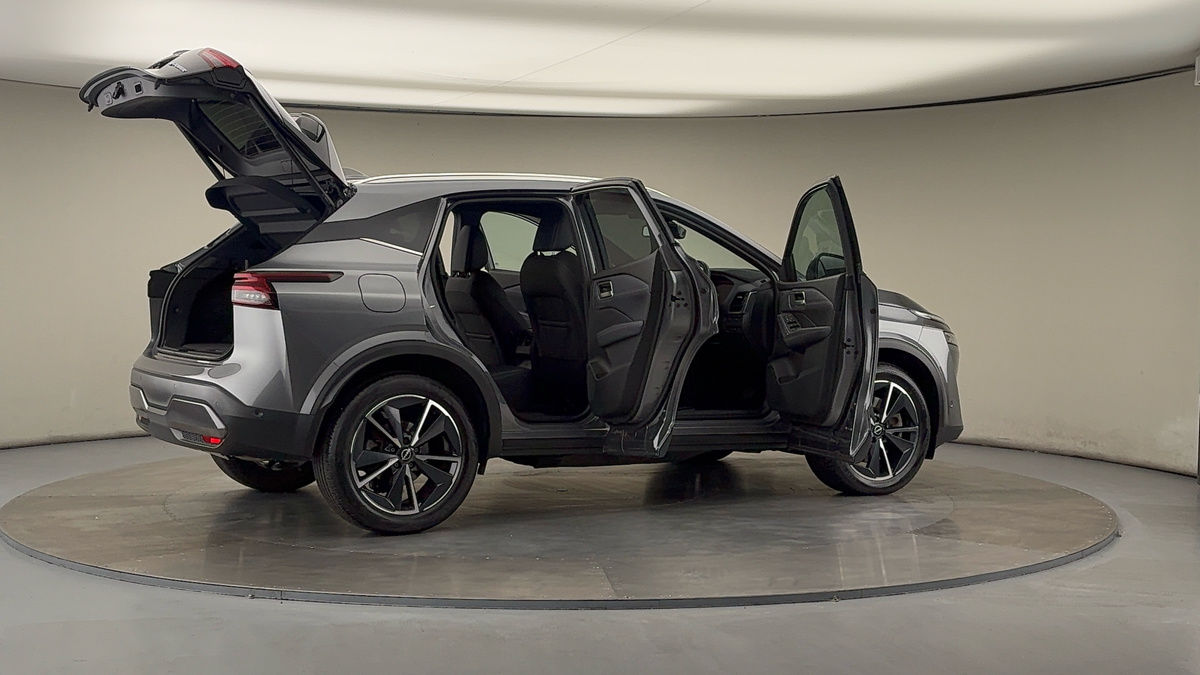 More views of Nissan Qashqai