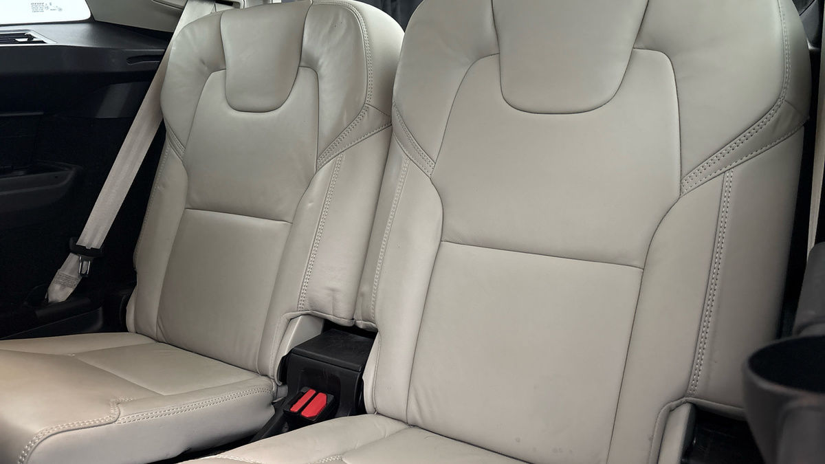 Volvo XC90 Image 25