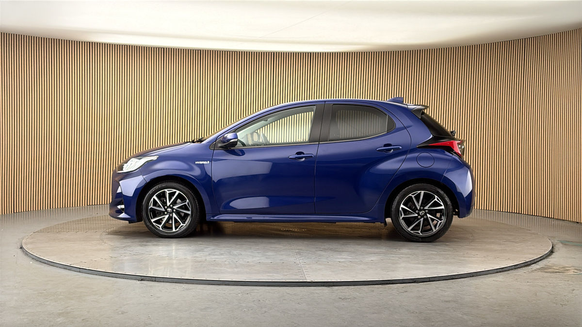 More views of Toyota Yaris