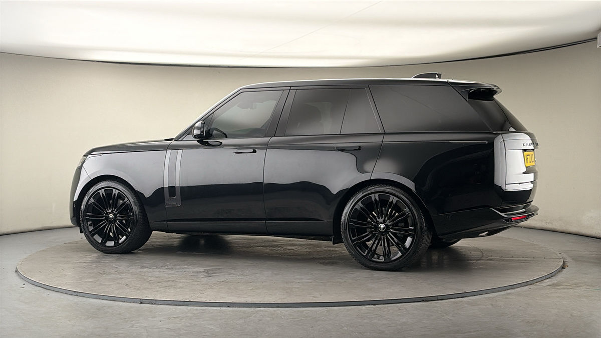 More views of Land Rover Range Rover