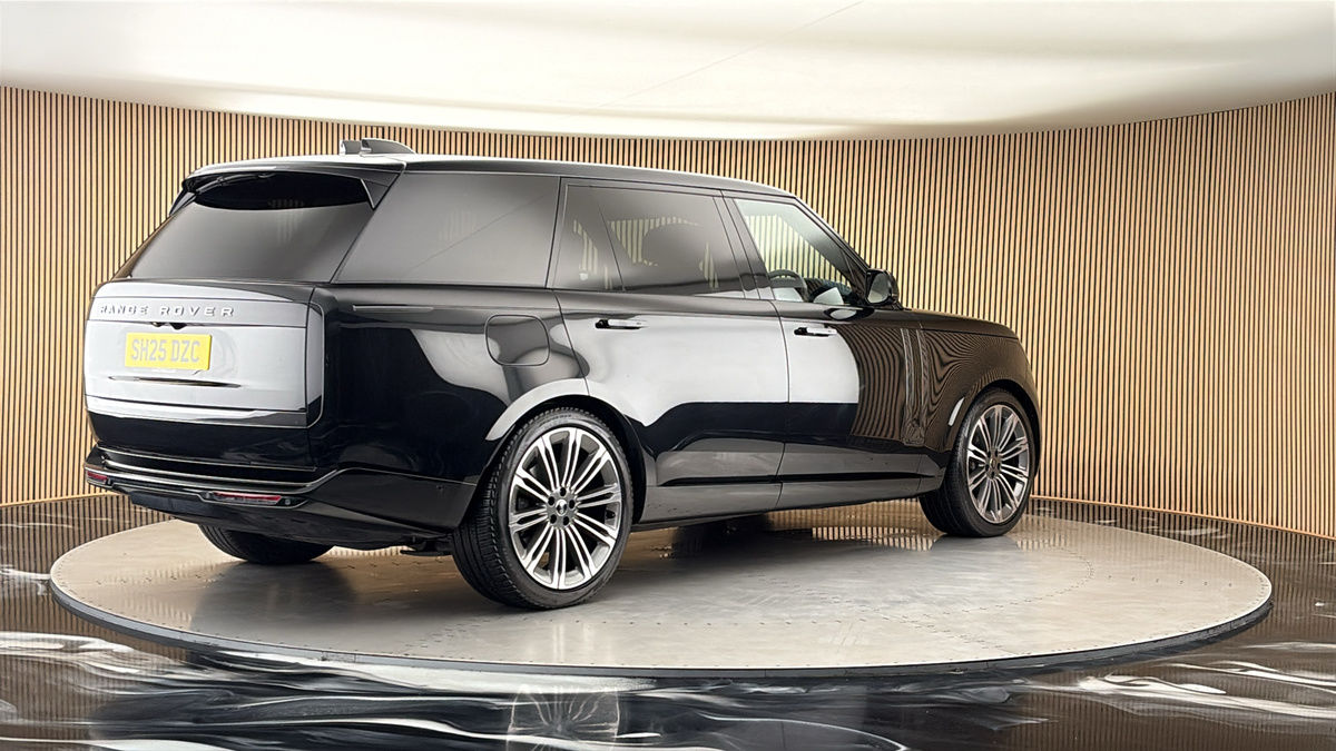 Land Rover Range Rover Image 21