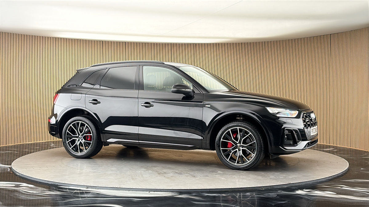 More views of Audi Q5