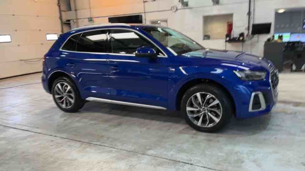 More views of Audi Q5