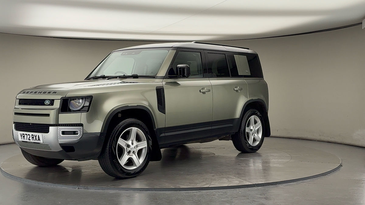 Land Rover Defender 110 Image 20