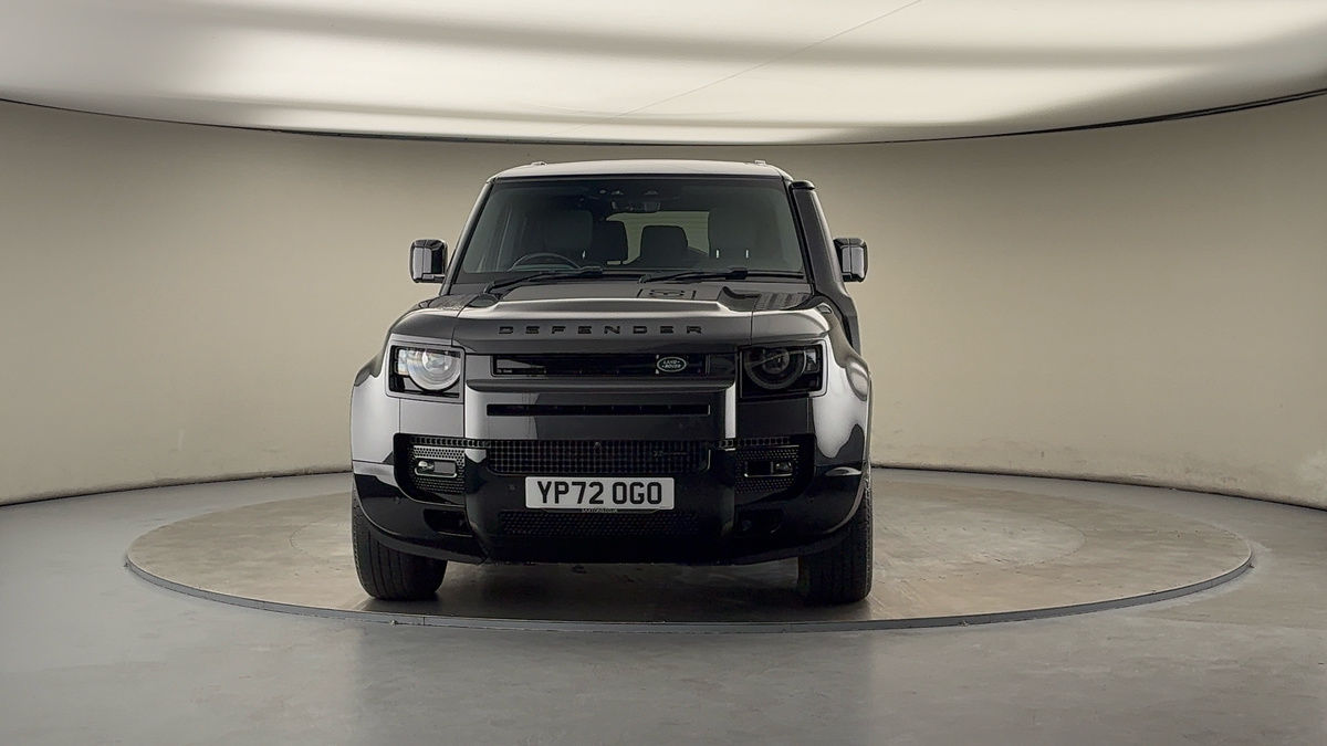 Land Rover Defender 130 Image 3