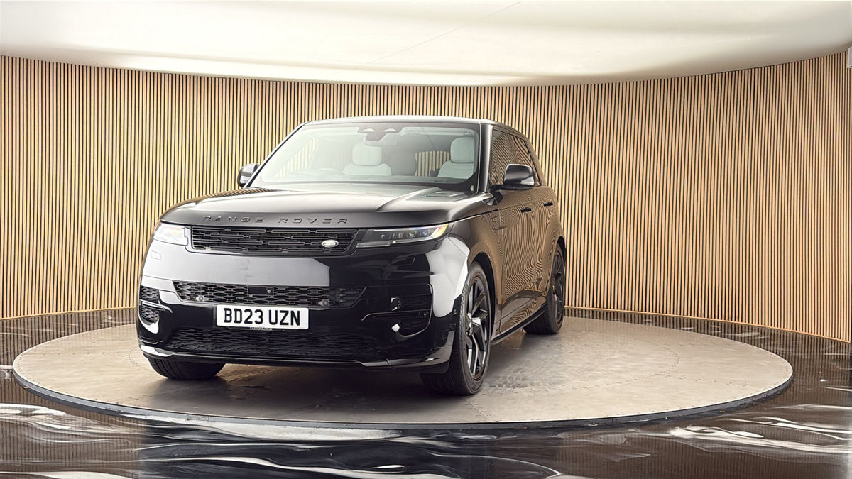 More views of Land Rover Range Rover Sport