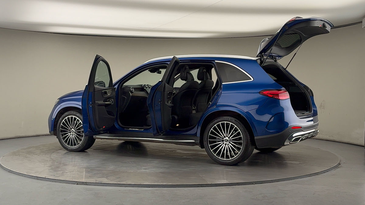 More views of Mercedes-Benz GLC