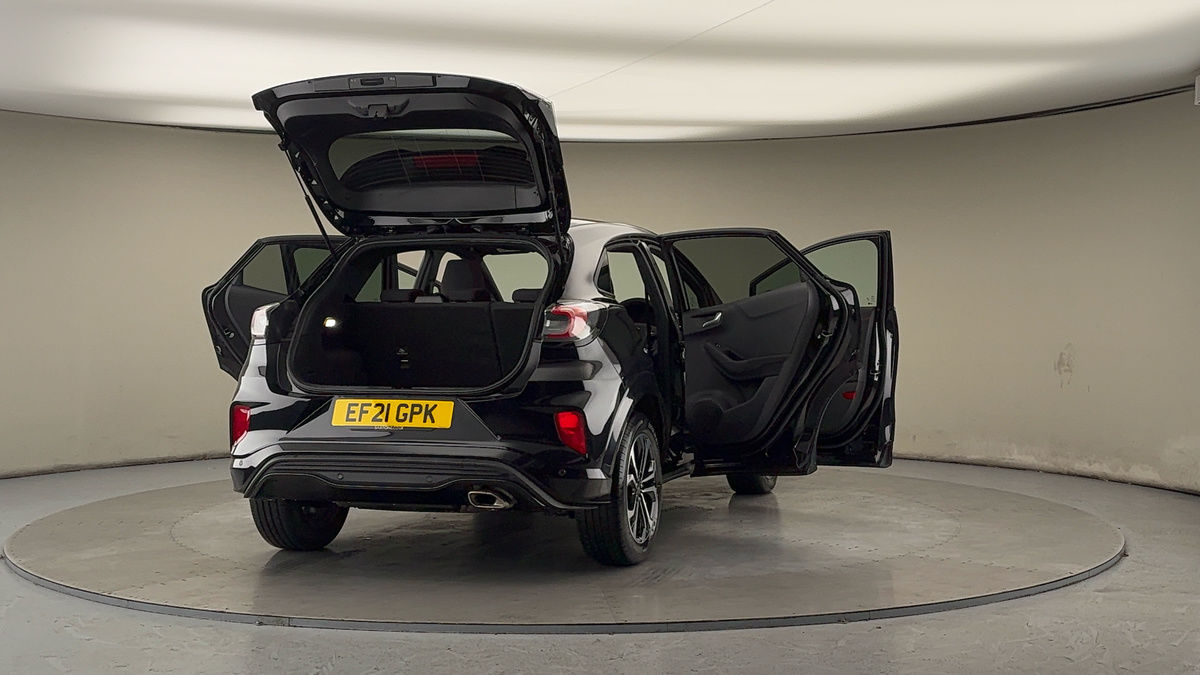 More views of Ford Puma