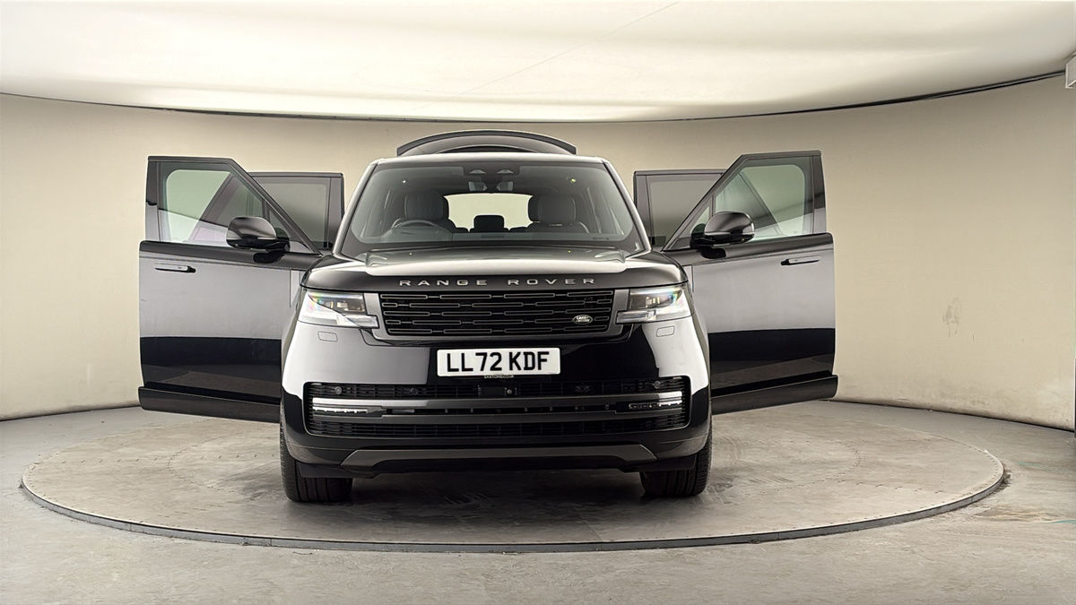 More views of Land Rover Range Rover