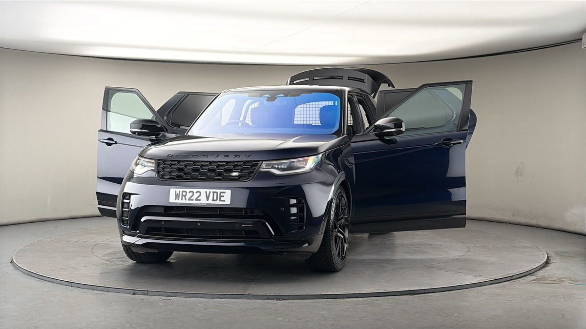 More views of Land Rover Discovery