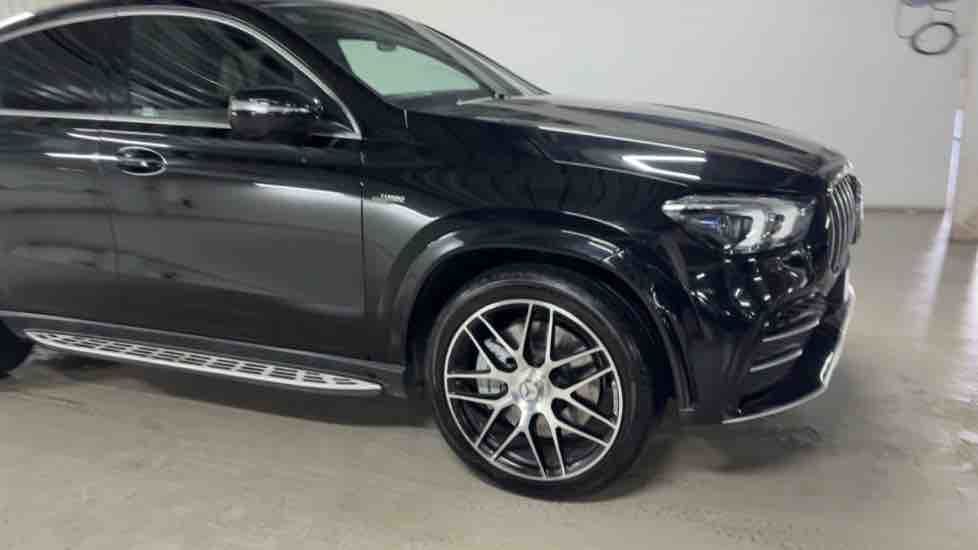 More views of Mercedes-Benz GLE