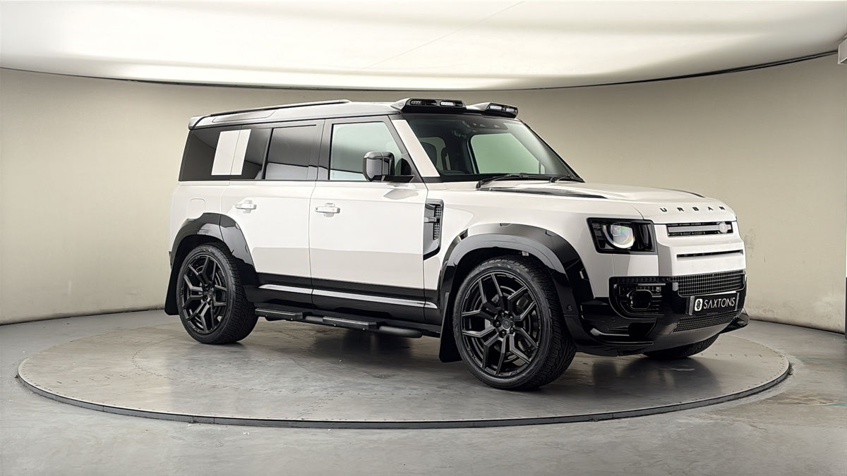 More views of Land Rover Defender 110