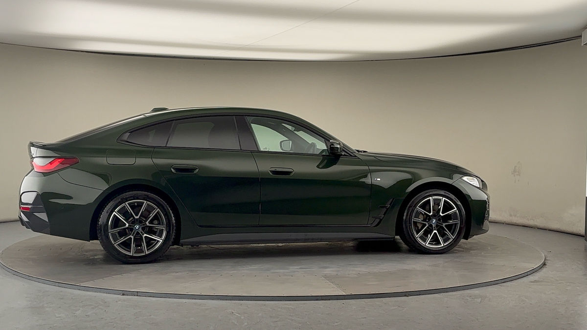 More views of BMW i4