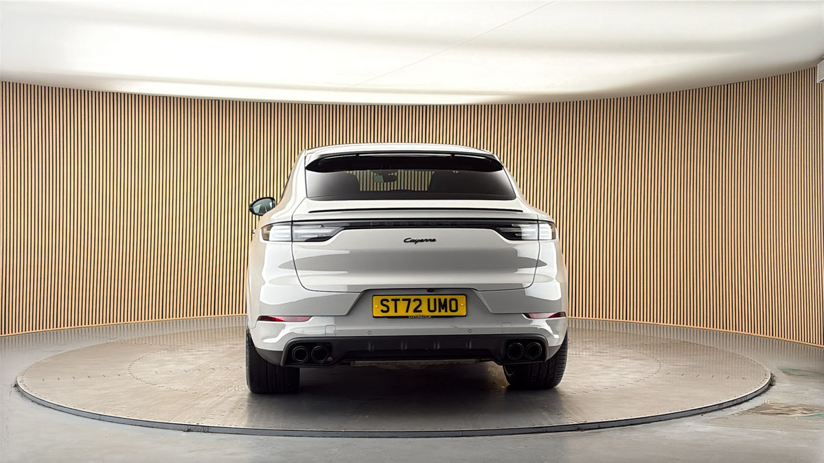 More views of Porsche Cayenne