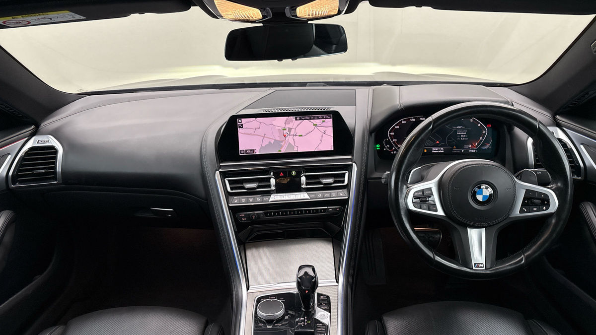 BMW 8 Series Image 12