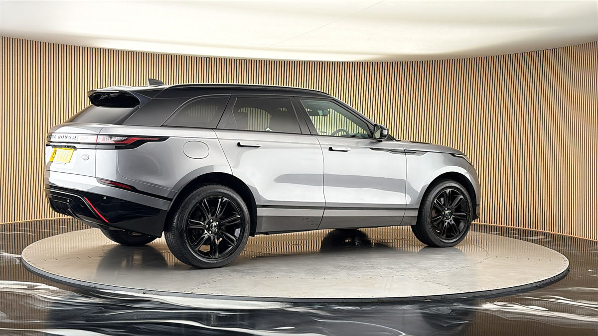 More views of Land Rover Range Rover Velar