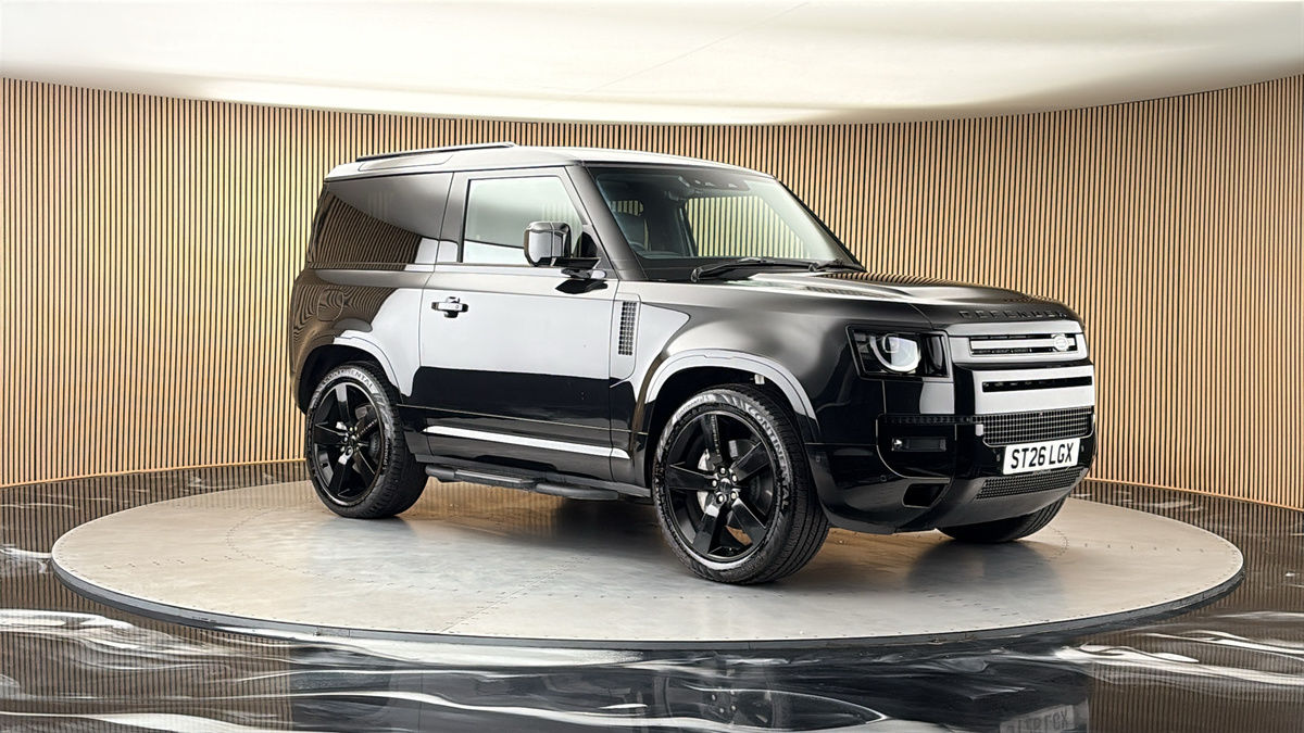 More views of Land Rover Defender 90