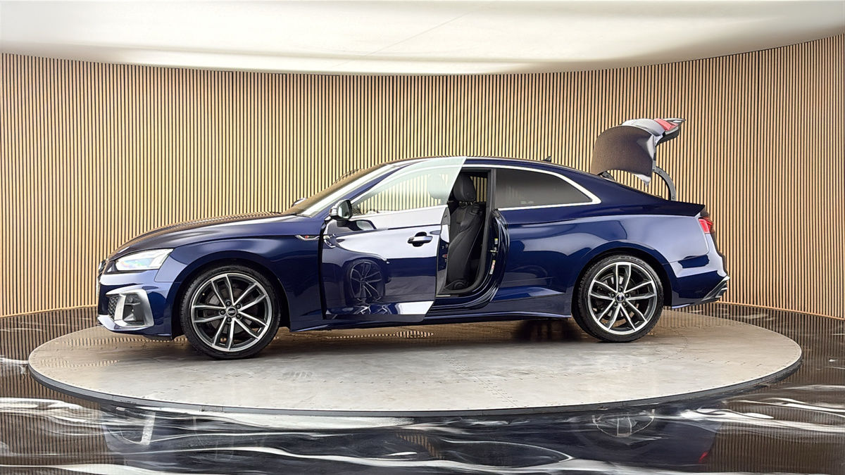 More views of Audi A5