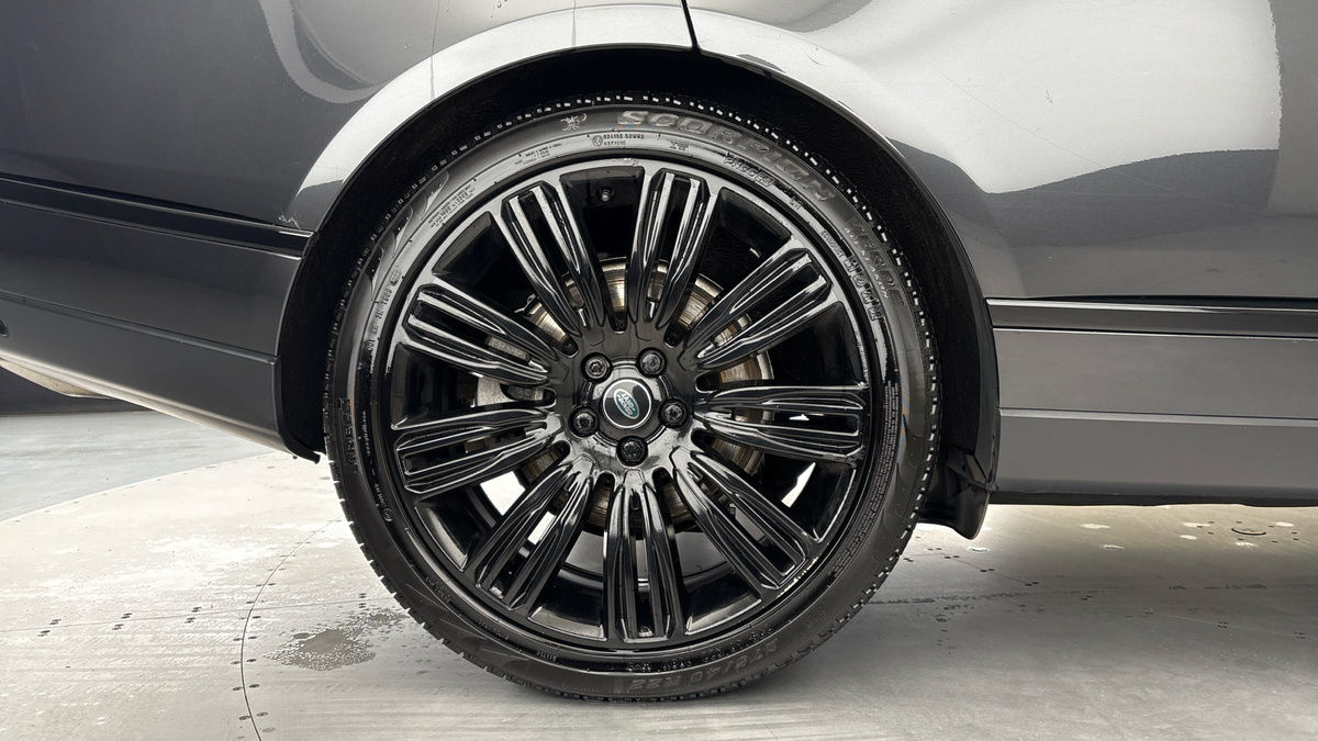 Land Rover Range Rover Image 10