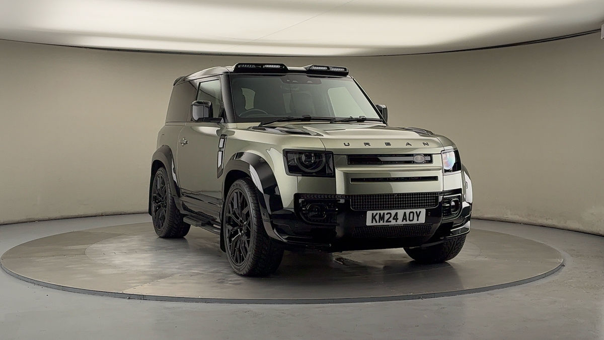 More views of Land Rover Defender 90