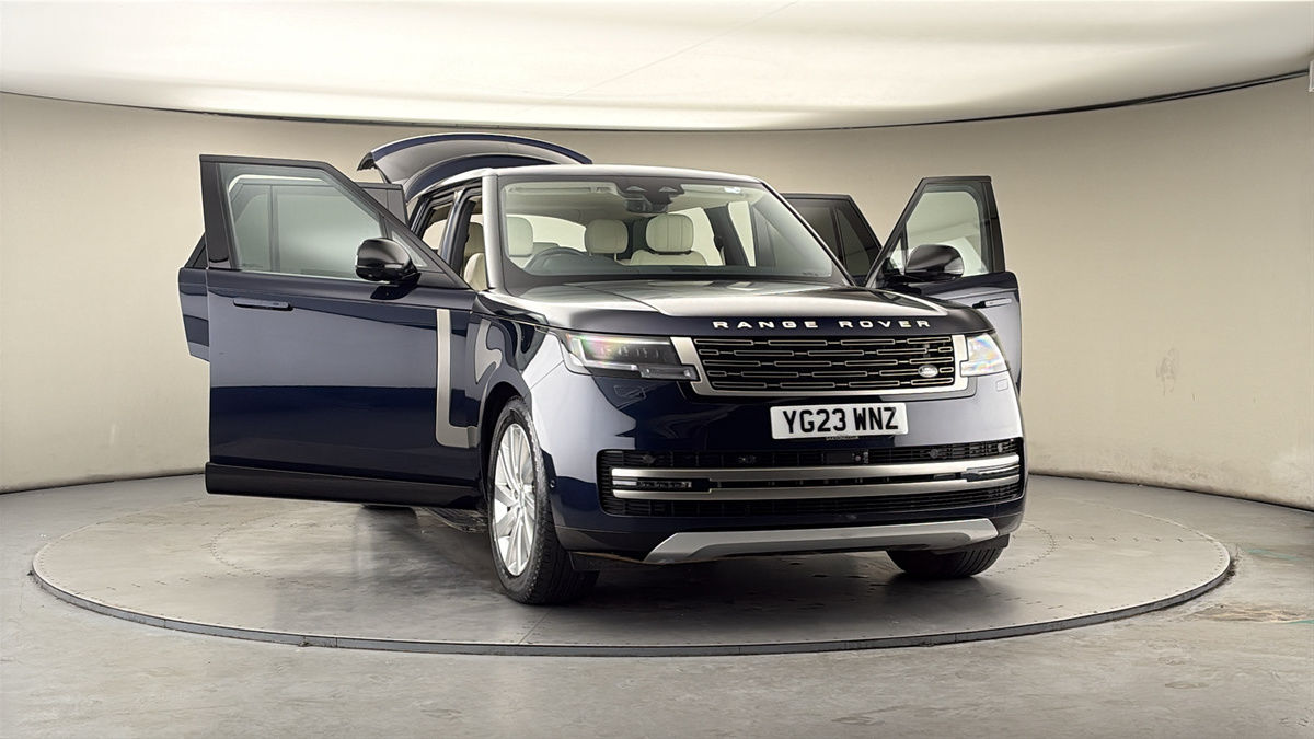 More views of Land Rover Range Rover
