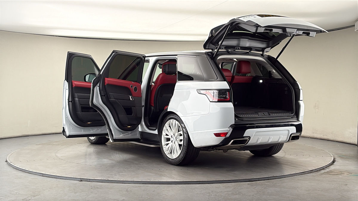 Land Rover Range Rover Sport Image 23