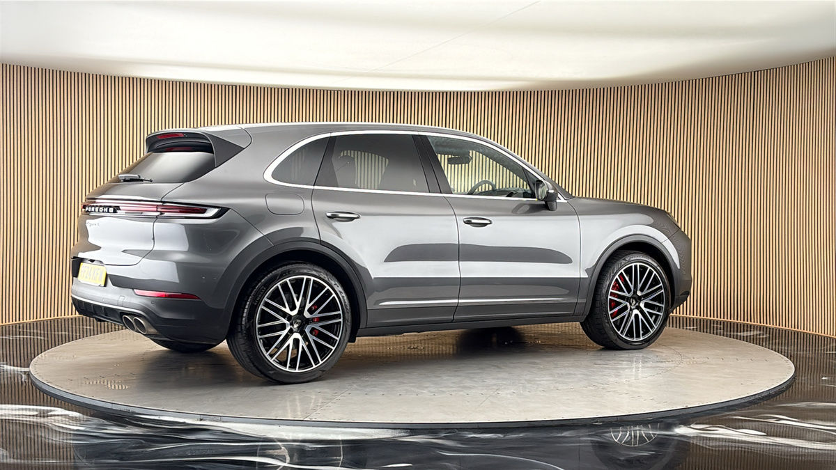 More views of Porsche Cayenne
