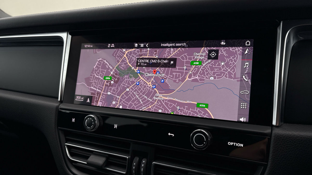 Porsche Macan Image 17