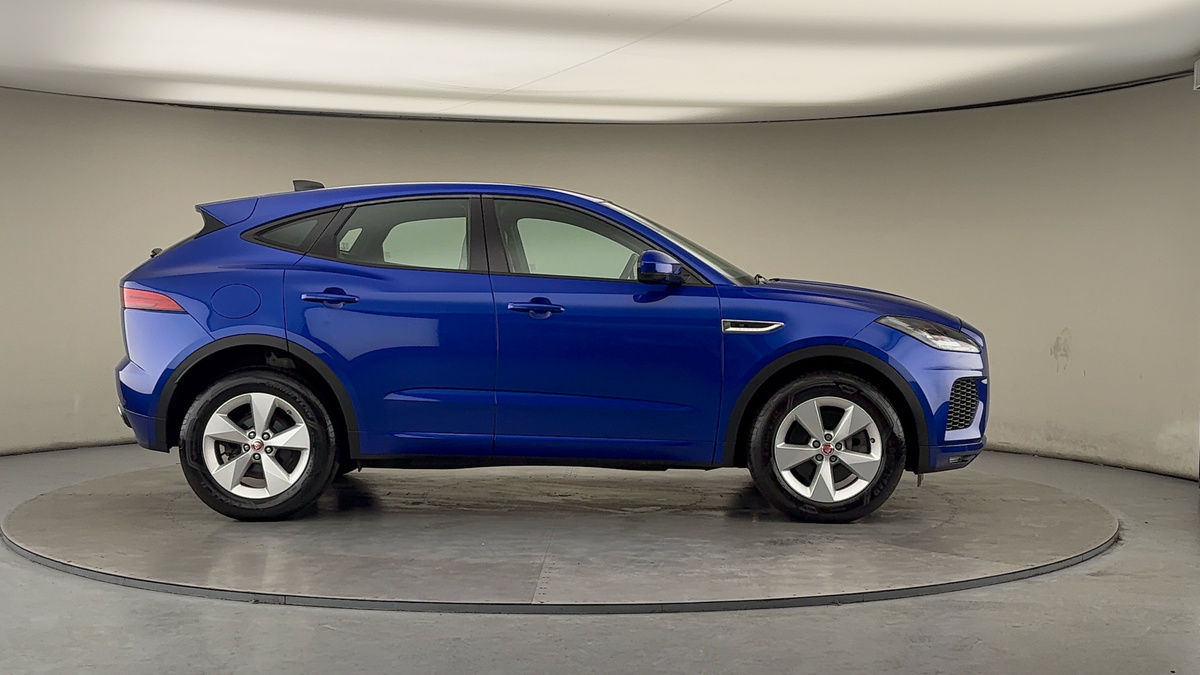 Jaguar E-PACE Image 16