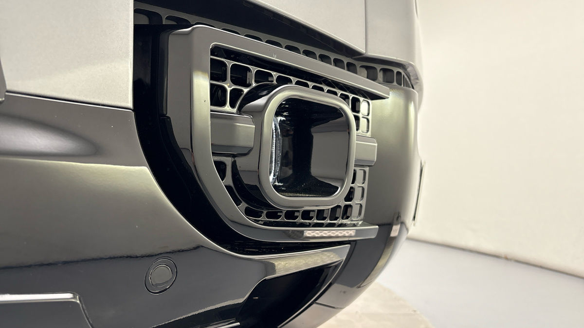 Land Rover Defender 110 Urban Image 28