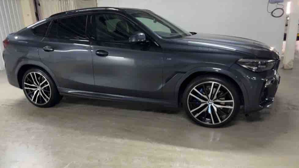 More views of BMW X6