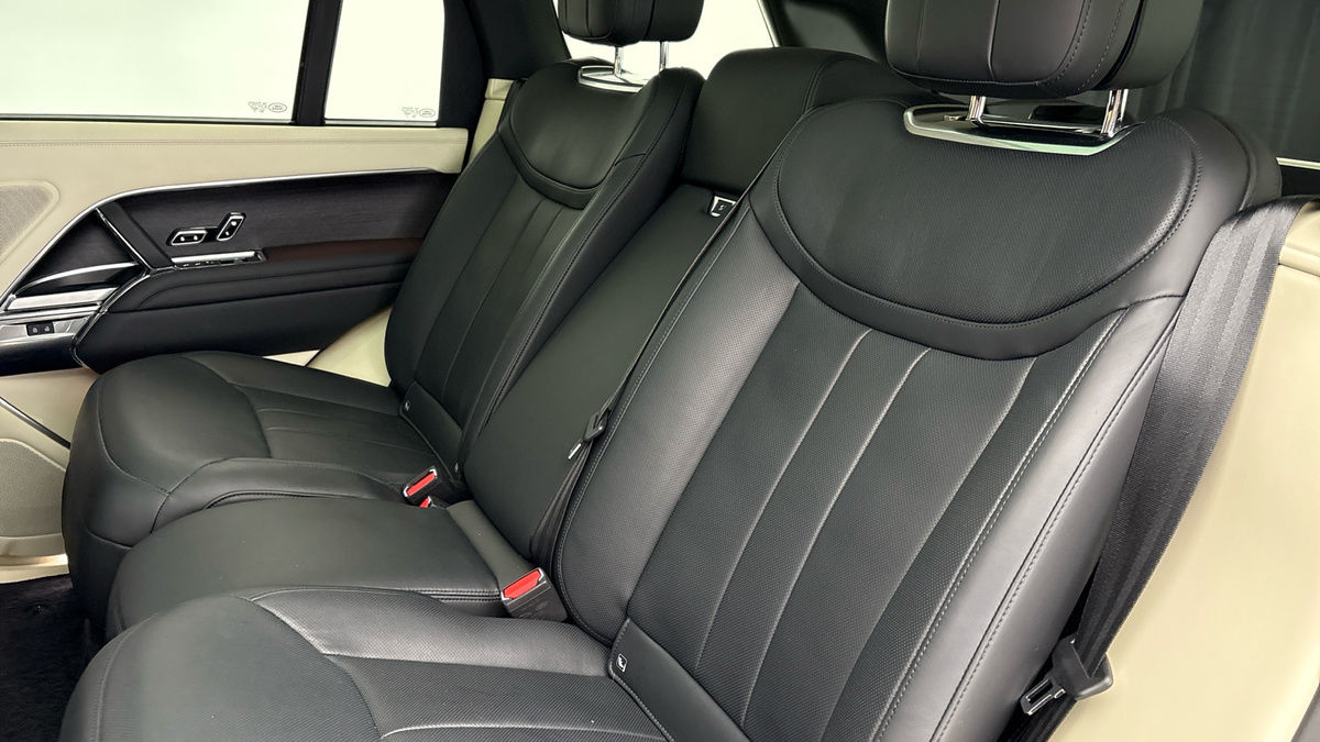 Land Rover Range Rover Image 8