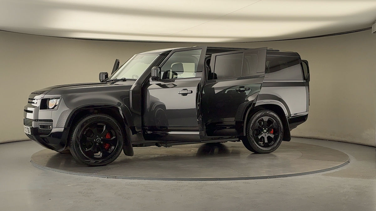 More views of Land Rover Defender 130