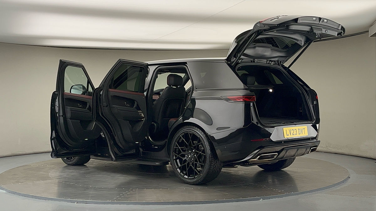 More views of Land Rover Range Rover Sport