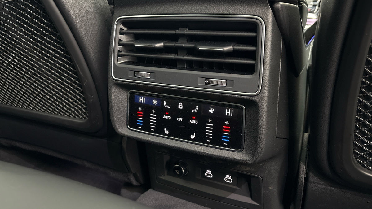 Audi Q7 Image 25