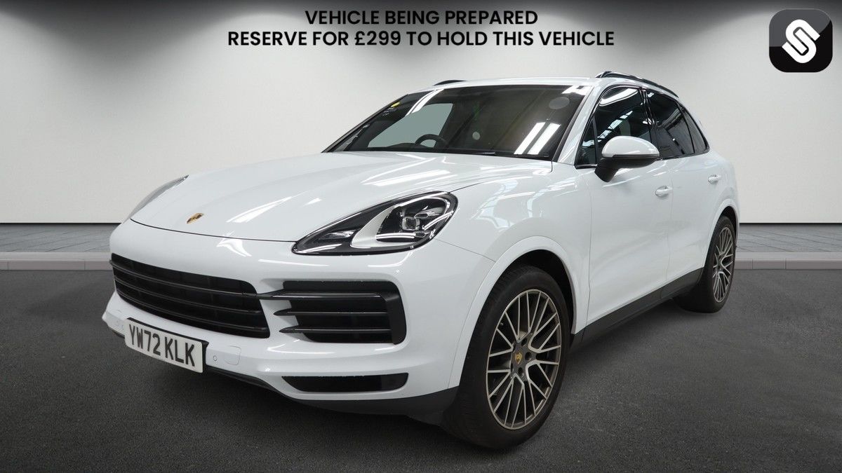Porsche Cayenne Image 2