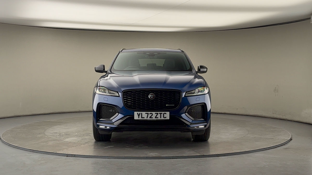 Jaguar F-PACE Image 3