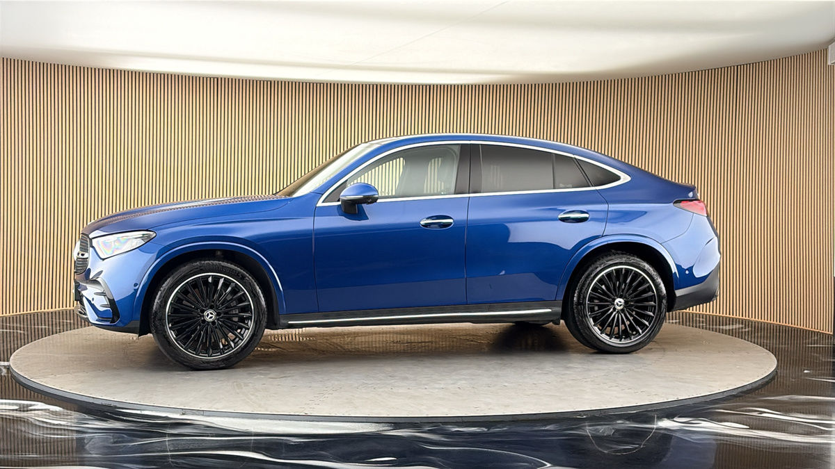 More views of Mercedes-Benz GLC