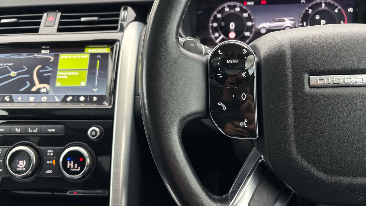 Land Rover Discovery Image 13