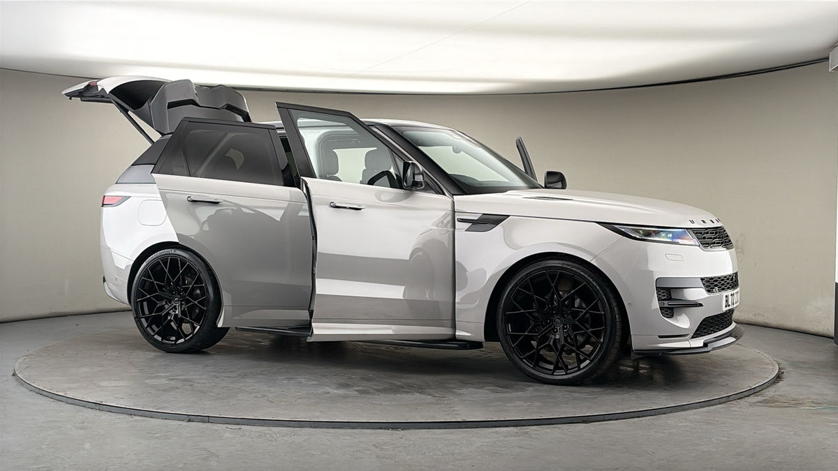 More views of Land Rover Range Rover Sport