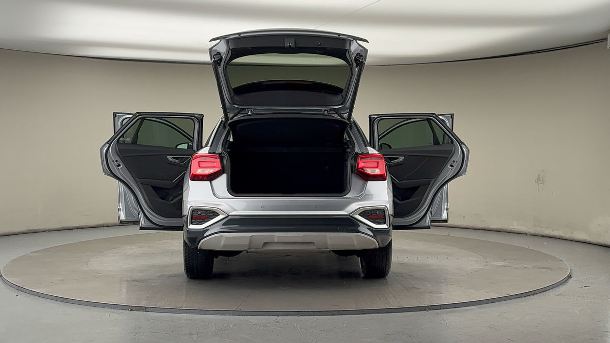 More views of Audi Q2