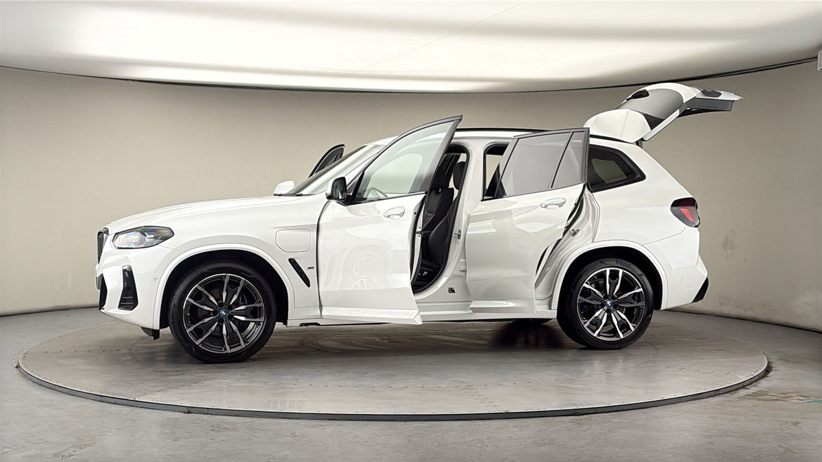 More views of BMW X3