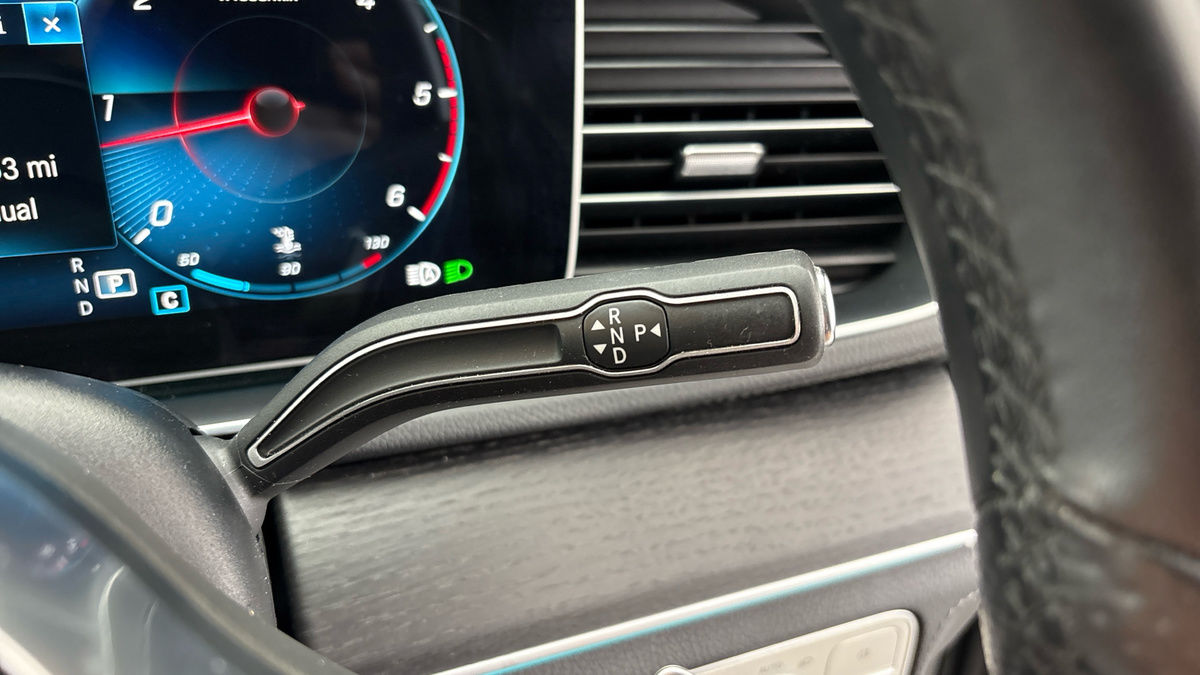 Mercedes-Benz GLE Image 26