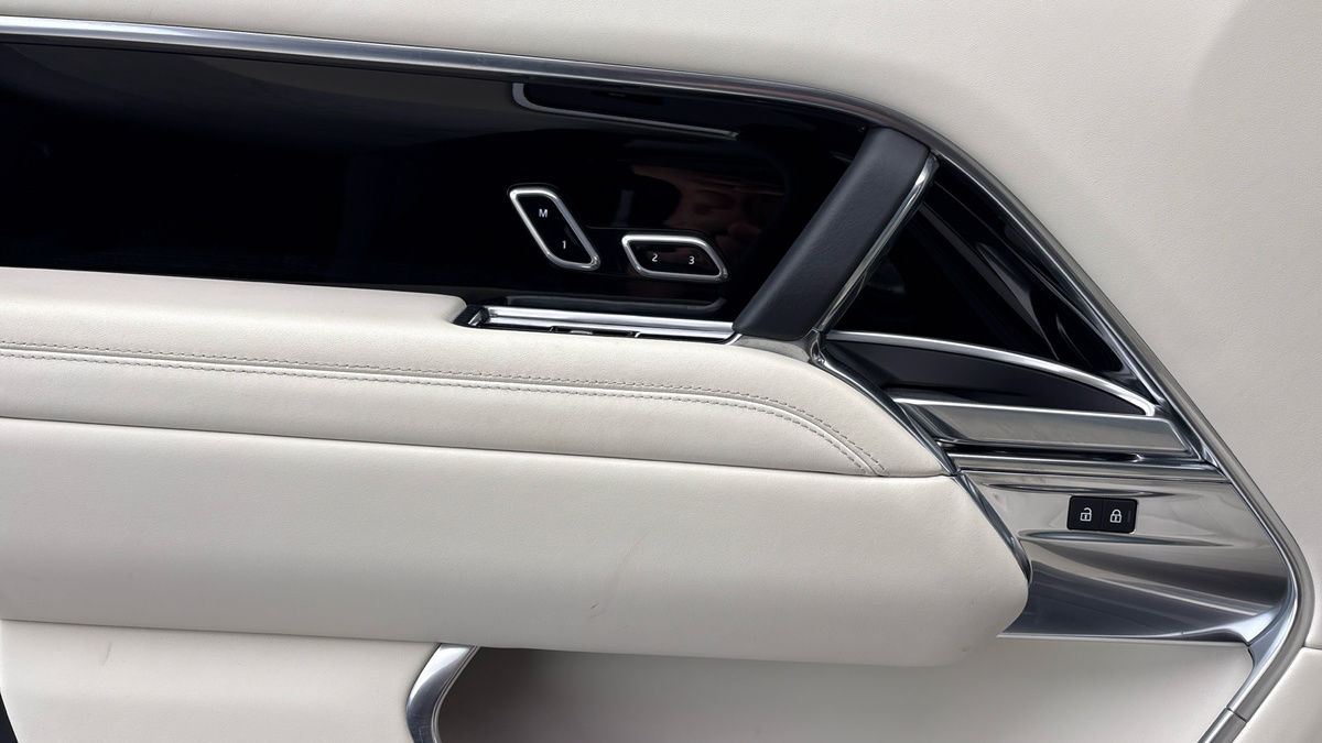Land Rover Range Rover Image 19
