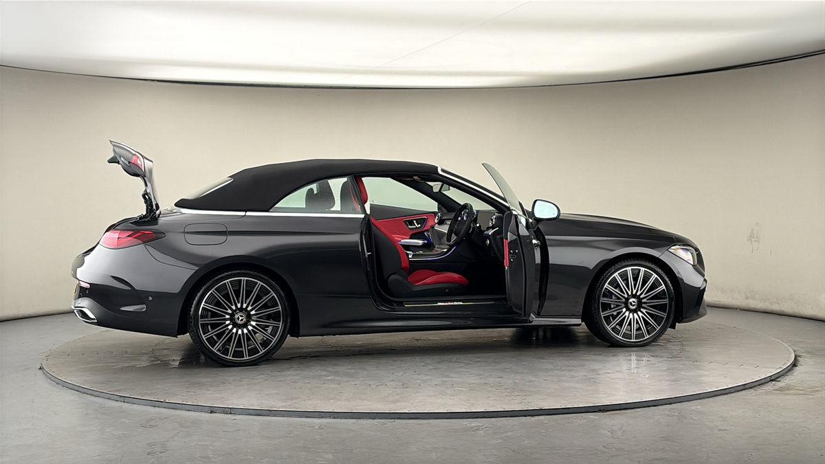 More views of Mercedes-Benz CLE