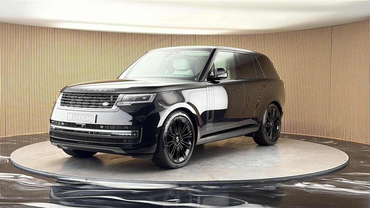 More views of Land Rover Range Rover