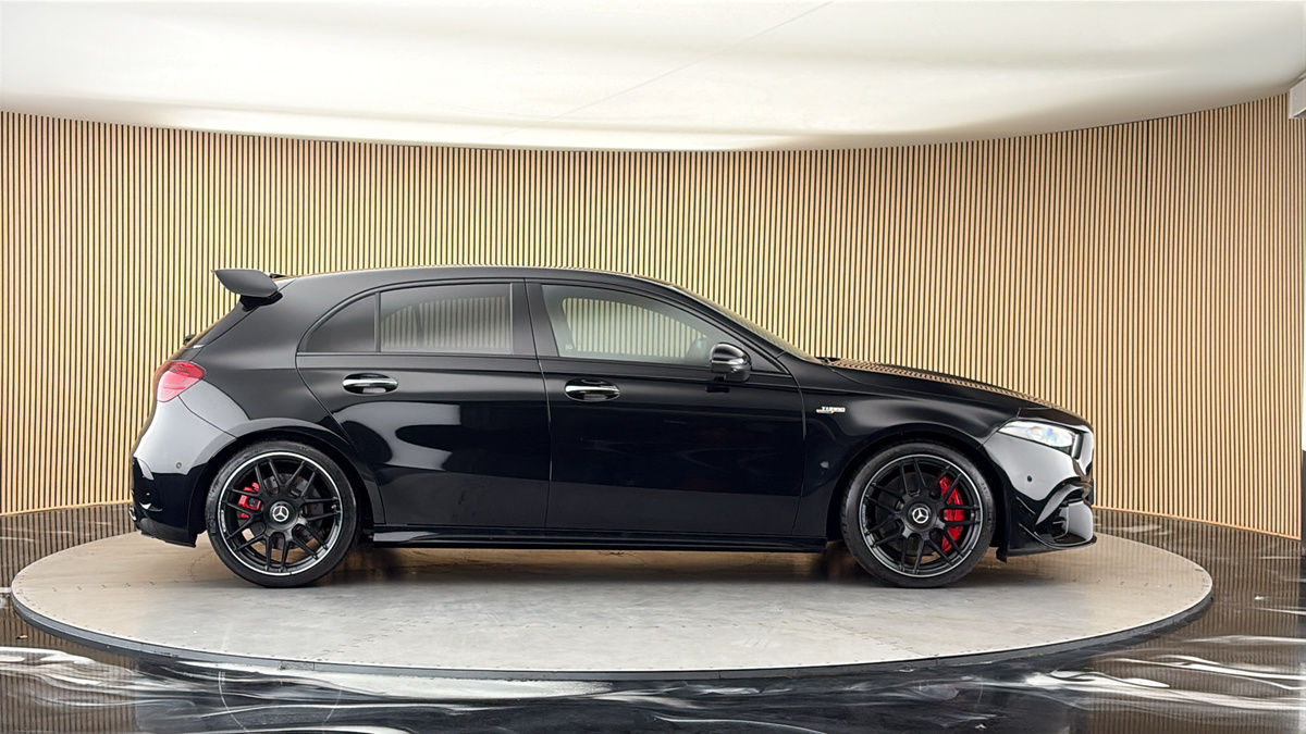 Mercedes-Benz A Class Image 16