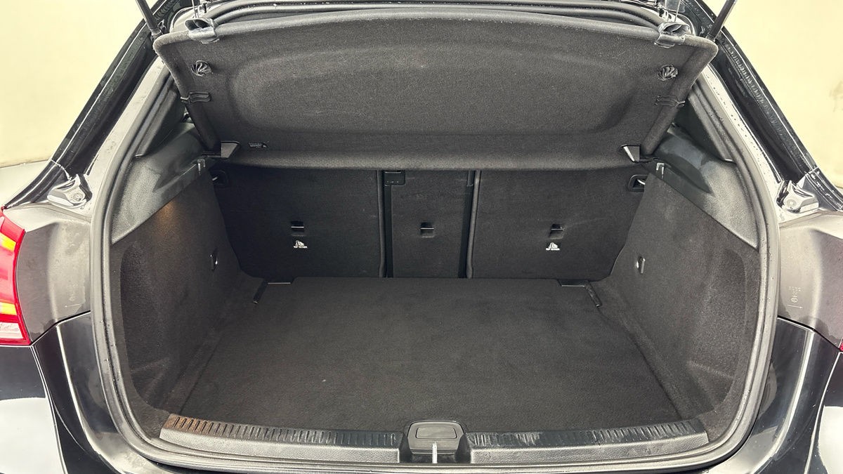 Mercedes-Benz A Class Image 11