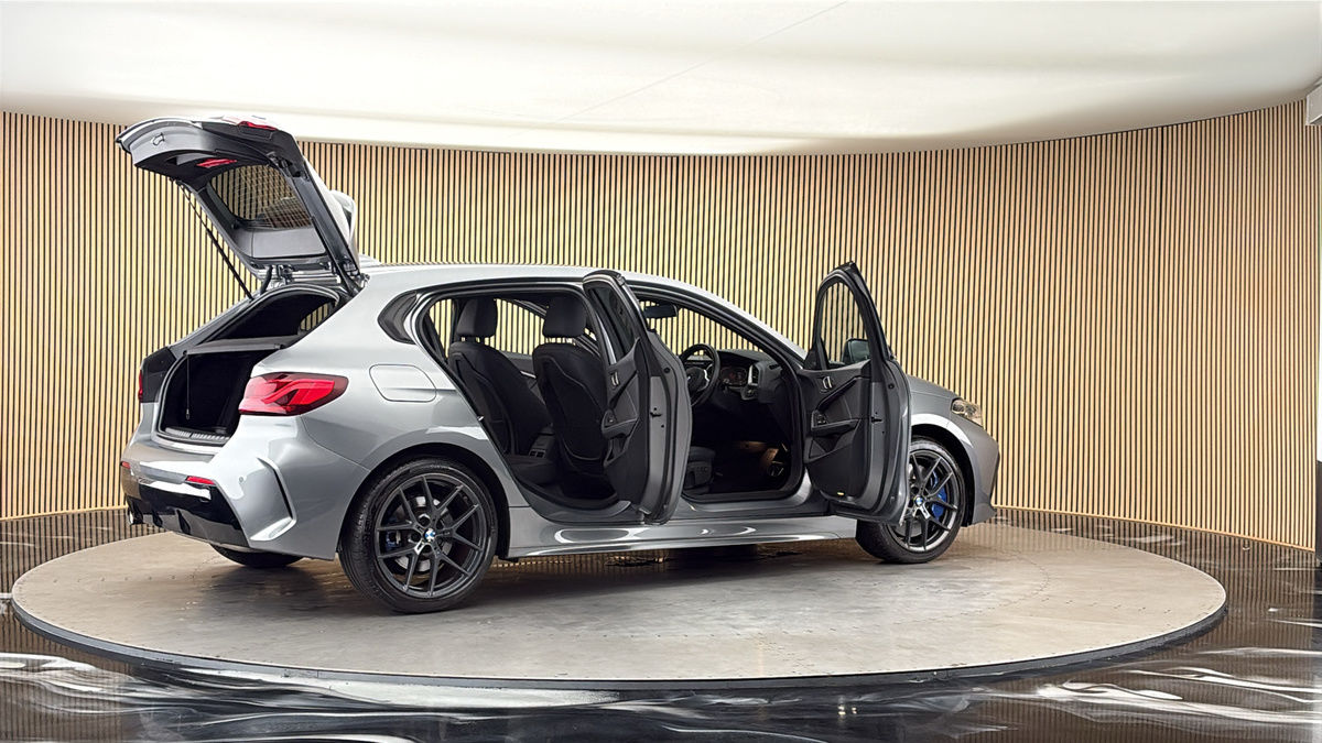 More views of BMW 1 Series